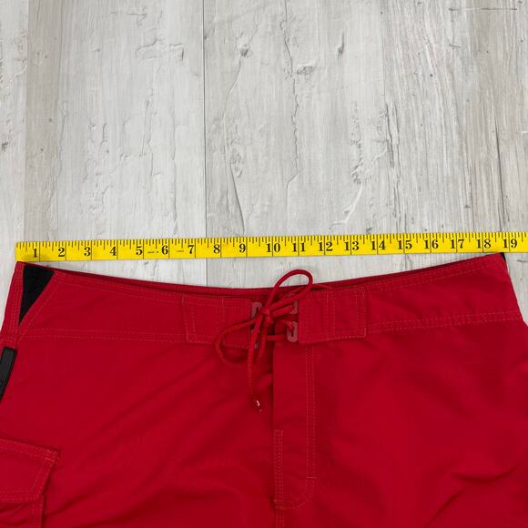 Reef Mens 36 Red Swim Board Surf Trunks Shorts Cargo Pocket Lightweight Beach - Picture 7 of 9